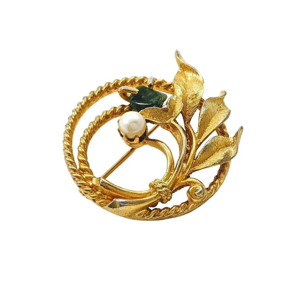 Vintage Sarah Coventry Jade Garden Wreath Flower Brooch